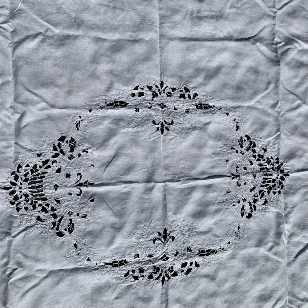 Table cloth